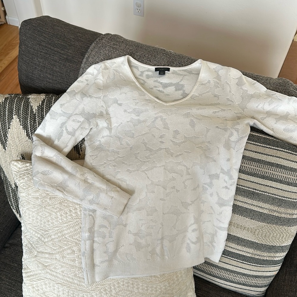 And Taylor embroidered look white sweater